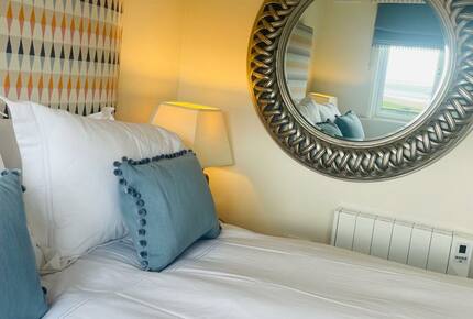 The Breakers - Castletown, Ireland