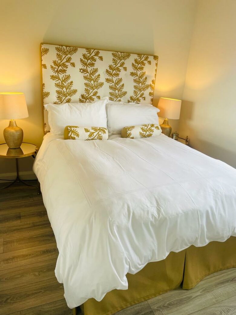 The Breakers - Castletown, Ireland