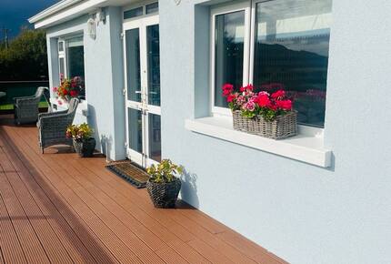 The Breakers - Castletown, Ireland