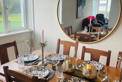 The Breakers - Castletown, Ireland