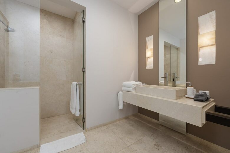 Resort-like Cabo Residence | Steps To Beach, Plus A Pool House! - San José del Cabo, Mexico