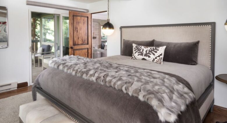 Beautiful Ski-In/Ski-Out Snowmass Village Condo - Snowmass Village, Colorado