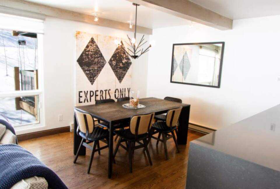 Beautiful Ski-In/Ski-Out Snowmass Village Condo - Snowmass Village, Colorado