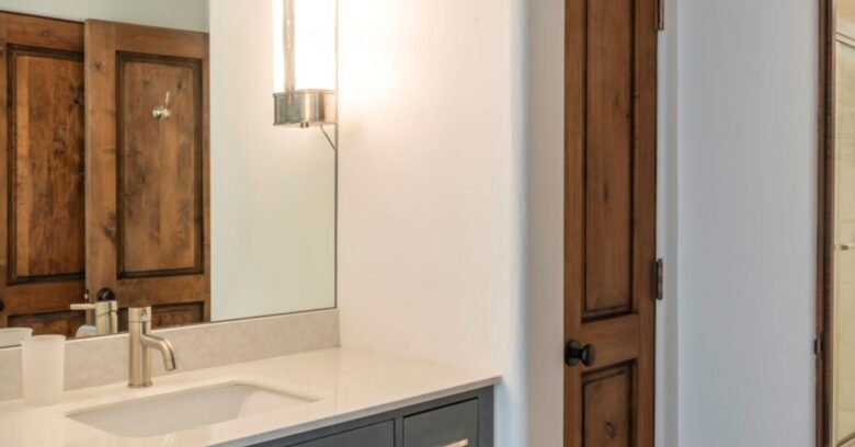 Beautiful Ski-In/Ski-Out Snowmass Village Condo - Snowmass Village, Colorado