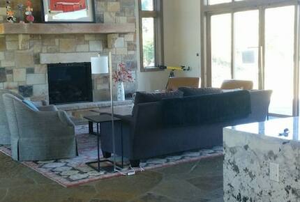 Spacious, Contemporary Mountain Retreat | less than 9 minutes to Breck's gondola - Summit County, Colorado