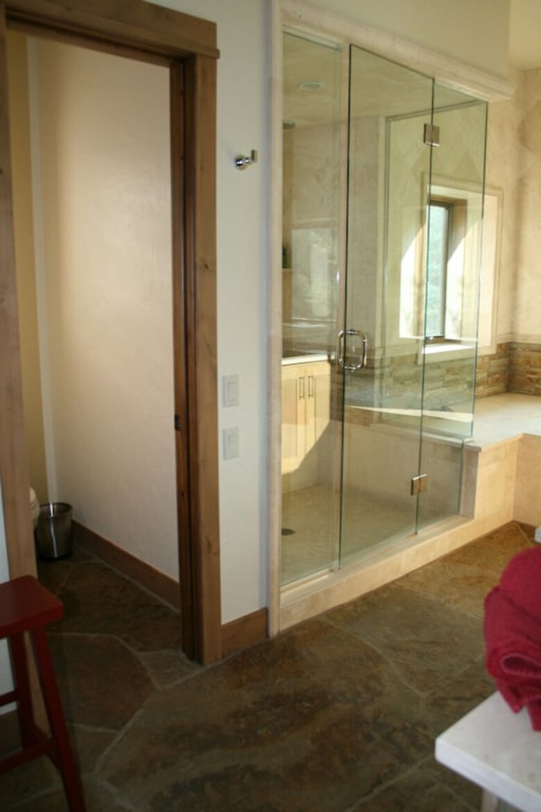 Spacious, Contemporary Mountain Retreat | less than 9 minutes to Breck's gondola - Summit County, Colorado