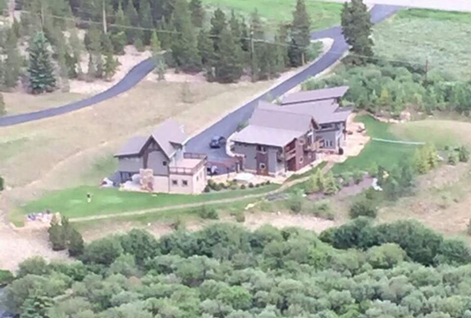 Spacious, Contemporary Mountain Retreat | less than 9 minutes to Breck's gondola - Summit County, Colorado