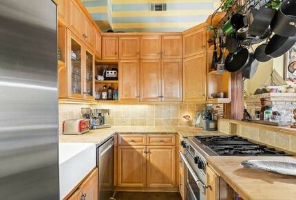 The Crystal Cottage - Malibu, California