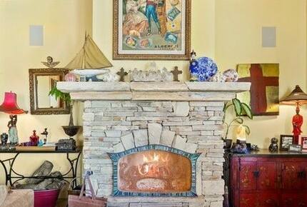 The Crystal Cottage - Malibu, California