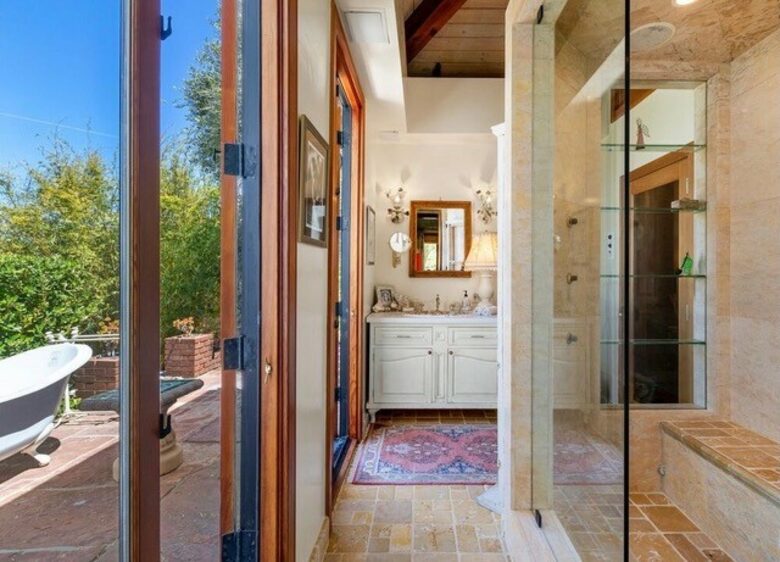 The Crystal Cottage - Malibu, California