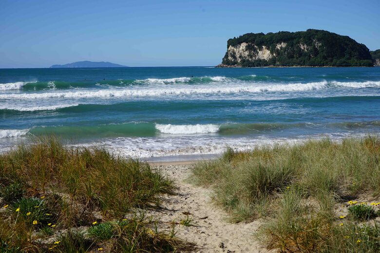 Modern apartment close to Coromandel surf beach - Whangamata, New Zealand