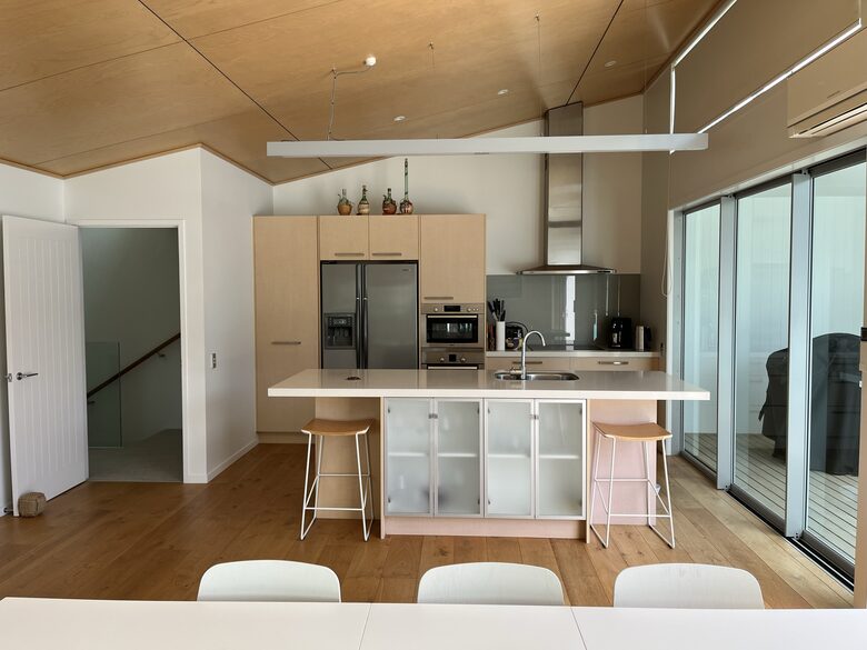 Modern apartment close to Coromandel surf beach - Whangamata, New Zealand