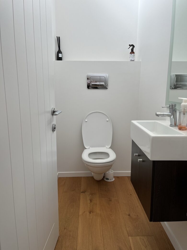 Modern apartment close to Coromandel surf beach - Whangamata, New Zealand