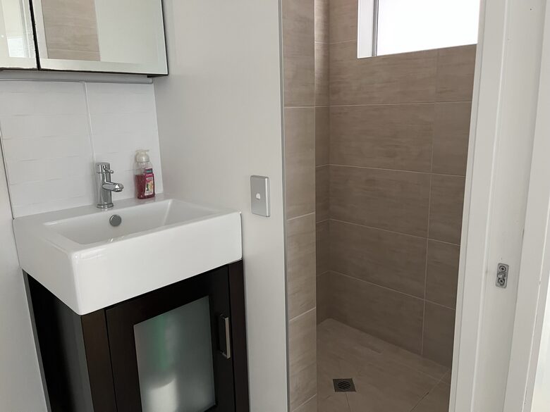 Modern apartment close to Coromandel surf beach - Whangamata, New Zealand