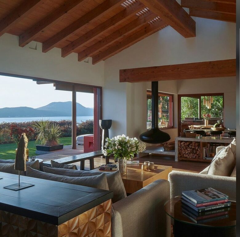 Beautiful New House With Lake Views - Valle de Bravo, Mexico