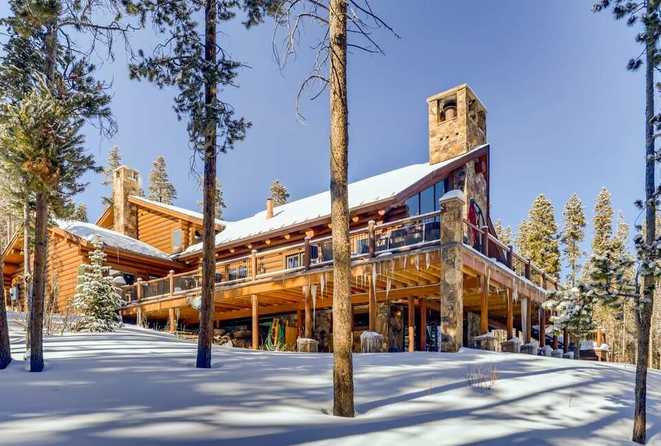 Six Bedroom Luxurious Chalet | With Hot Tub and  Stunning Views! - Breckenridge, Colorado