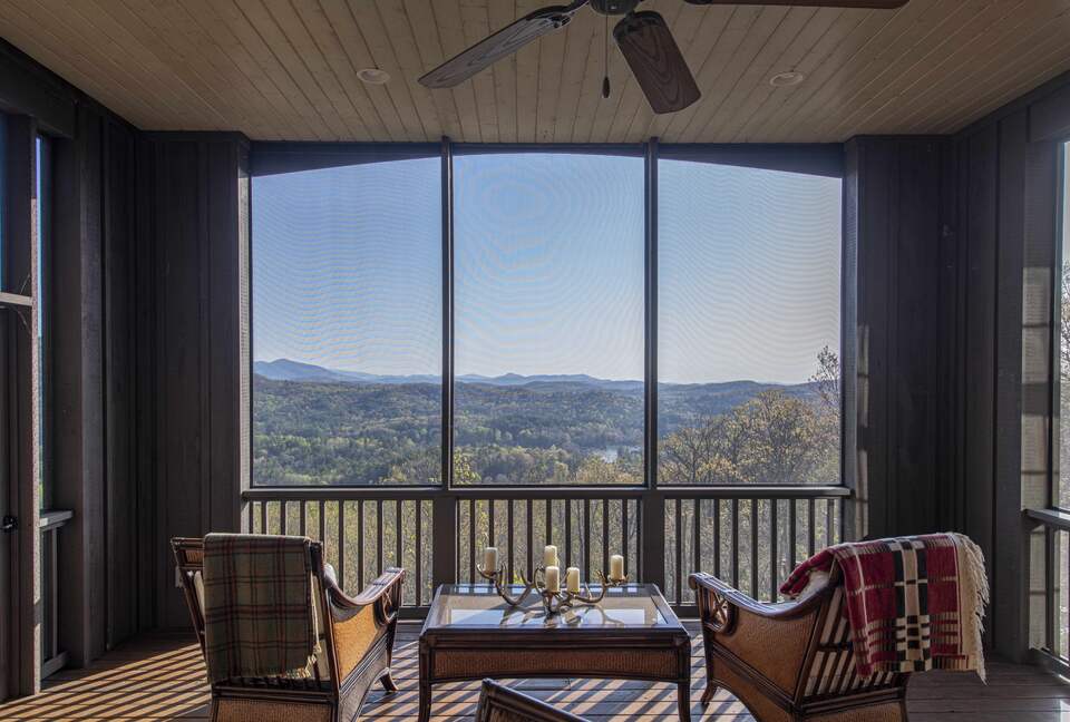 Stunning Mountain Home with Spectacular Views - Lake Toxaway, North Carolina