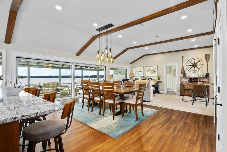 Breathtaking waterfront home on the Chester River - Chestertown, Maryland