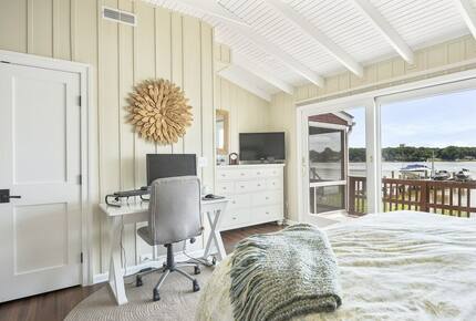 Breathtaking waterfront home on the Chester River - Chestertown, Maryland