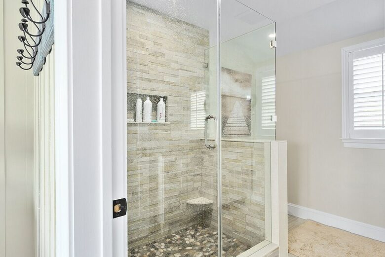 Breathtaking waterfront home on the Chester River - Chestertown, Maryland