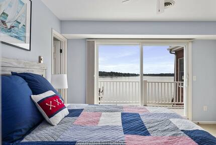 Breathtaking waterfront home on the Chester River - Chestertown, Maryland