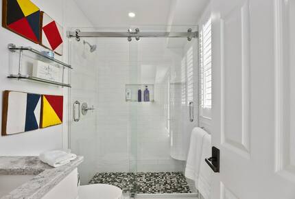 Breathtaking waterfront home on the Chester River - Chestertown, Maryland