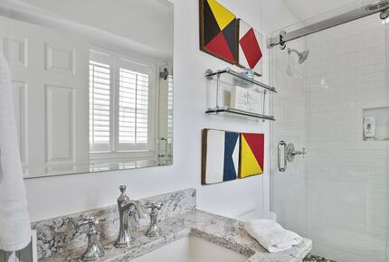 Breathtaking waterfront home on the Chester River - Chestertown, Maryland