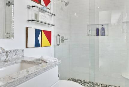 Breathtaking waterfront home on the Chester River - Chestertown, Maryland