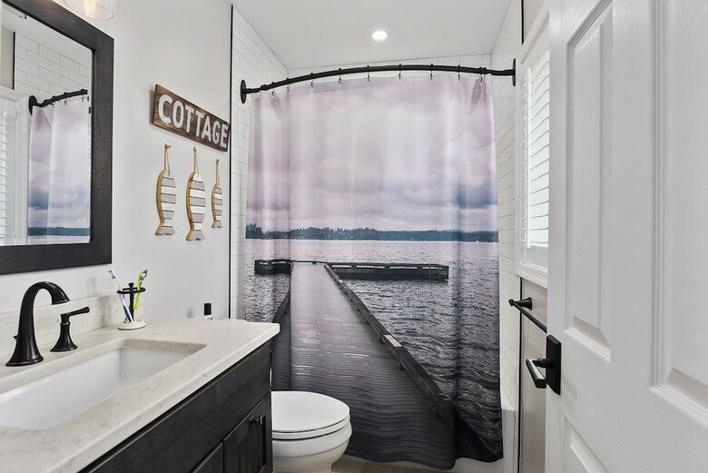 Breathtaking waterfront home on the Chester River - Chestertown, Maryland