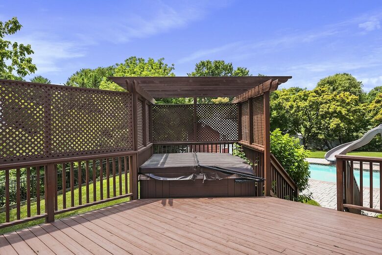 Breathtaking waterfront home on the Chester River - Chestertown, Maryland