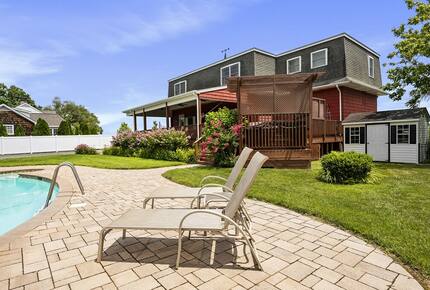 Breathtaking waterfront home on the Chester River - Chestertown, Maryland