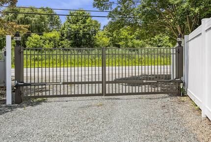 Breathtaking waterfront home on the Chester River - Chestertown, Maryland