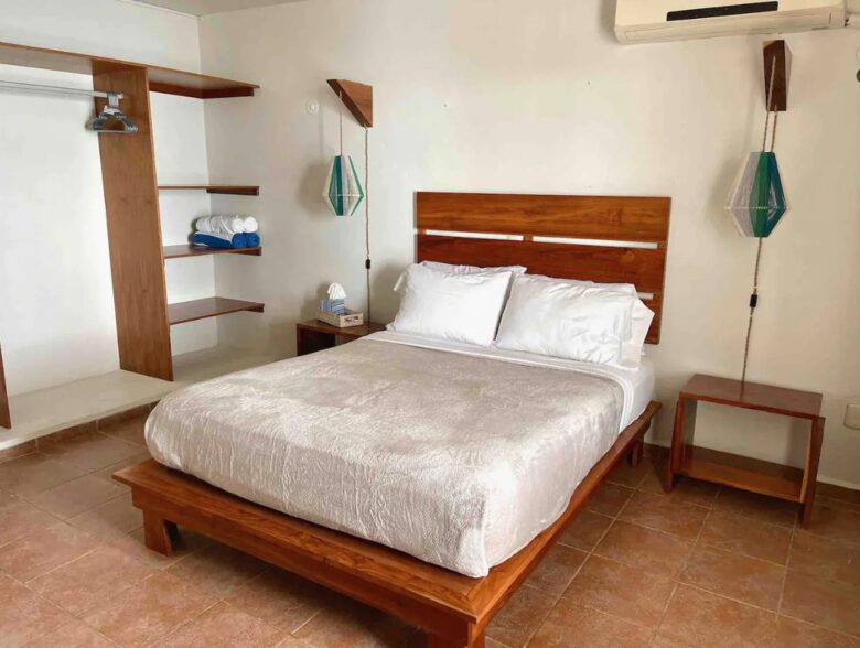 Bacalar Lagoon Waterfront Getaway - Bacalar, Mexico