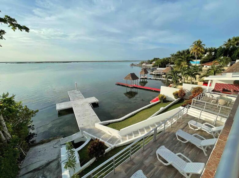 Bacalar Lagoon Waterfront Getaway - Bacalar, Mexico