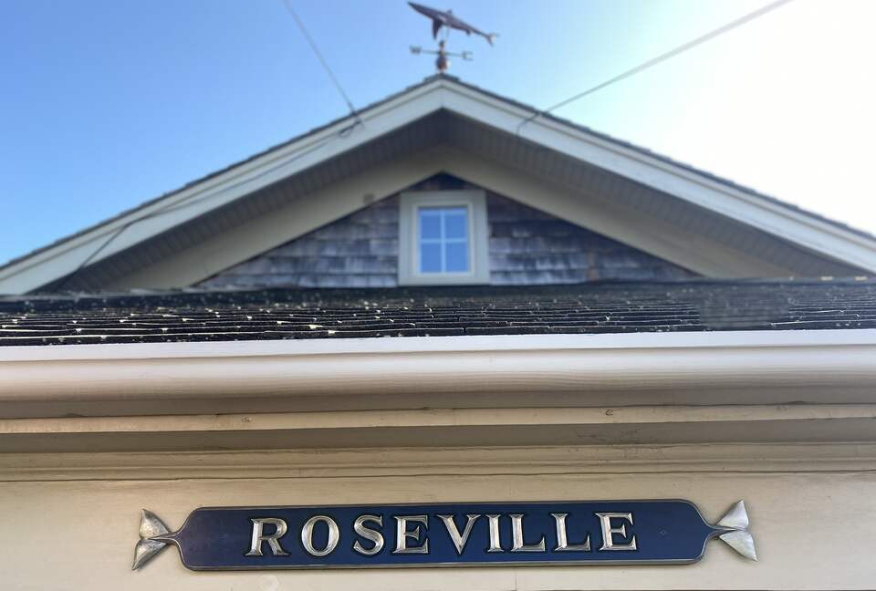 Stunning Nantucket Town Modern Bungalow - Nantucket, Massachusetts