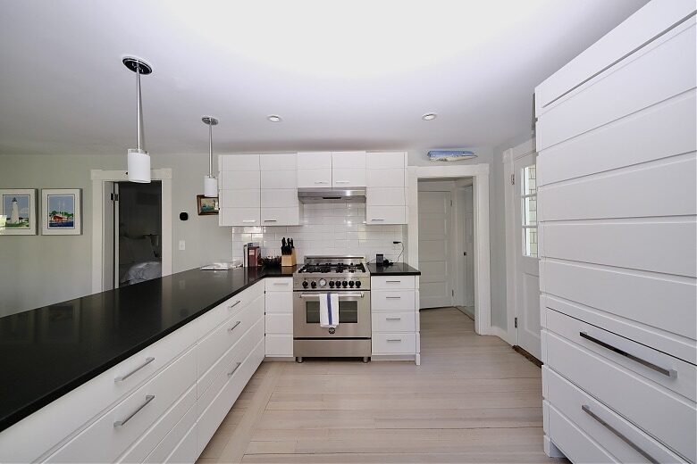 Stunning Nantucket Town Modern Bungalow - Nantucket, Massachusetts