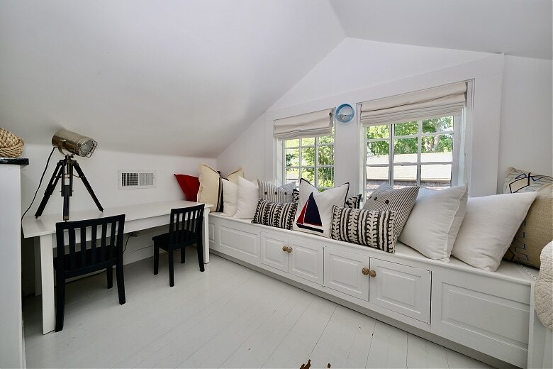 Stunning Nantucket Town Modern Bungalow - Nantucket, Massachusetts