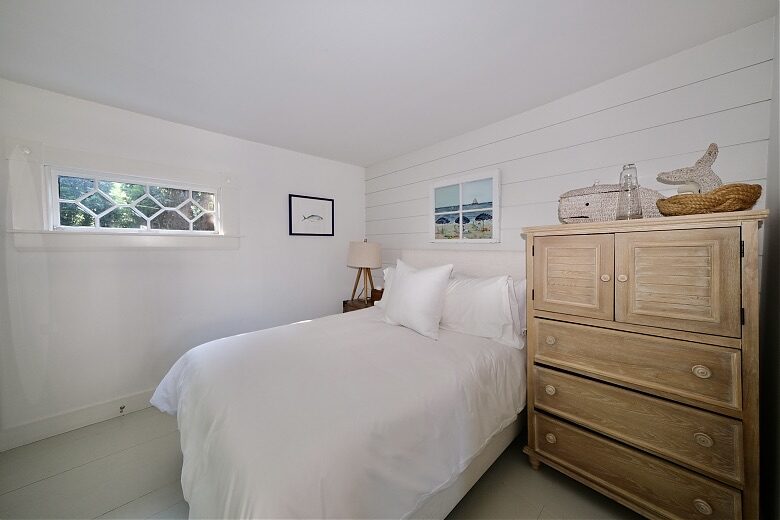 Stunning Nantucket Town Modern Bungalow - Nantucket, Massachusetts