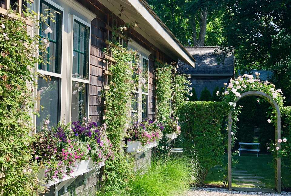 Stunning Nantucket Town Modern Bungalow - Nantucket, Massachusetts