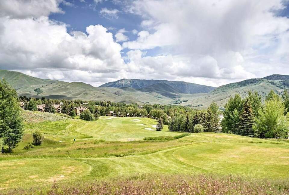 Condo In the Heart of Sun Valley’s Elkhorn Village - Sun Valley, Idaho
