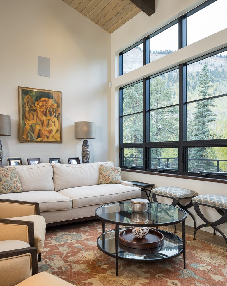 Living room with Hermosa Cliff views.