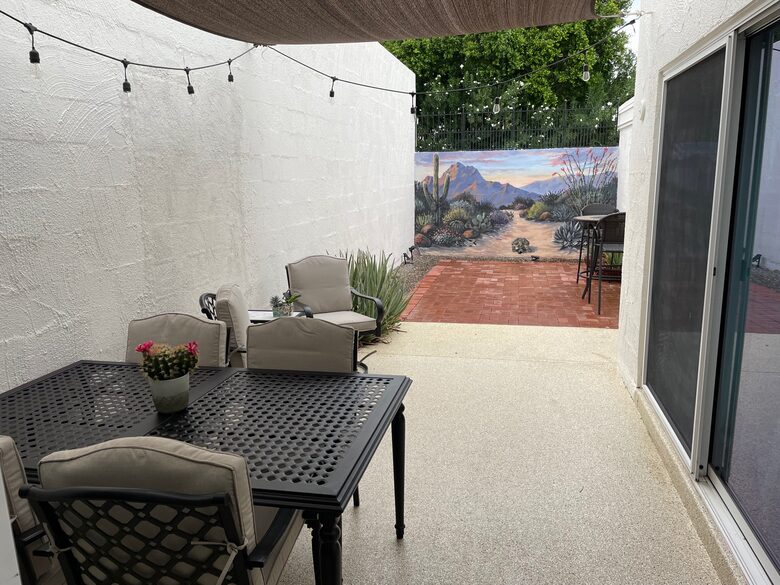 Perfect Old Town 3-Bedroom Townhome - Scottsdale, Arizona