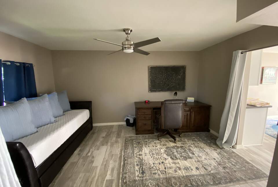 Perfect Old Town 3-Bedroom Townhome - Scottsdale, Arizona