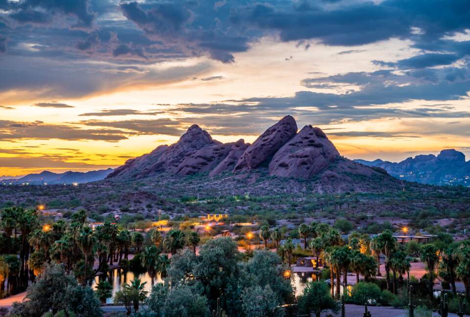 Perfect Old Town 3-Bedroom Townhome - Scottsdale, Arizona