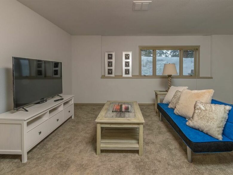 Family Retreat in Big Sky - Big Sky, Montana