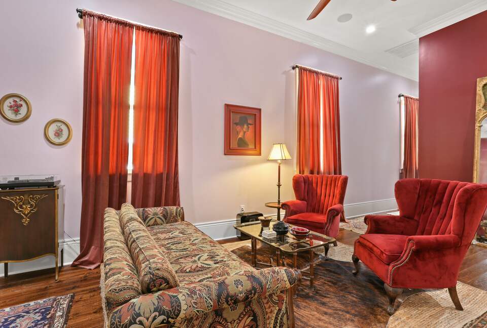 Classic NOLA House Minutes to The French Quarter - New Orleans, Louisiana