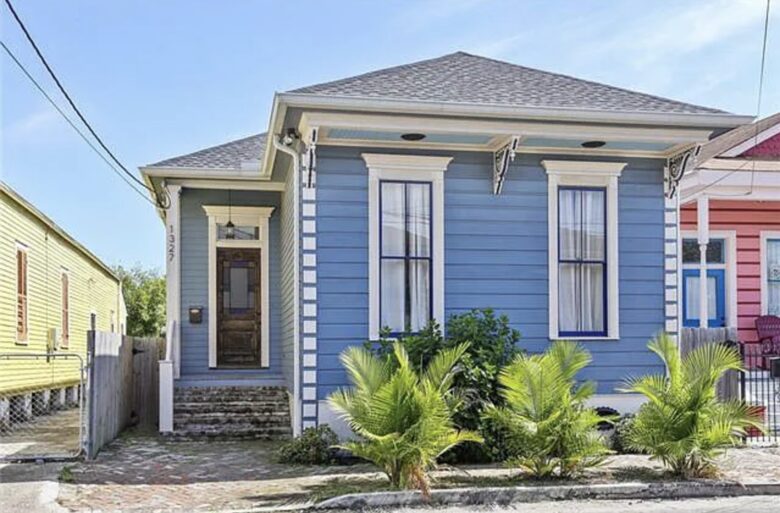 Classic NOLA House Minutes to The French Quarter - New Orleans, Louisiana