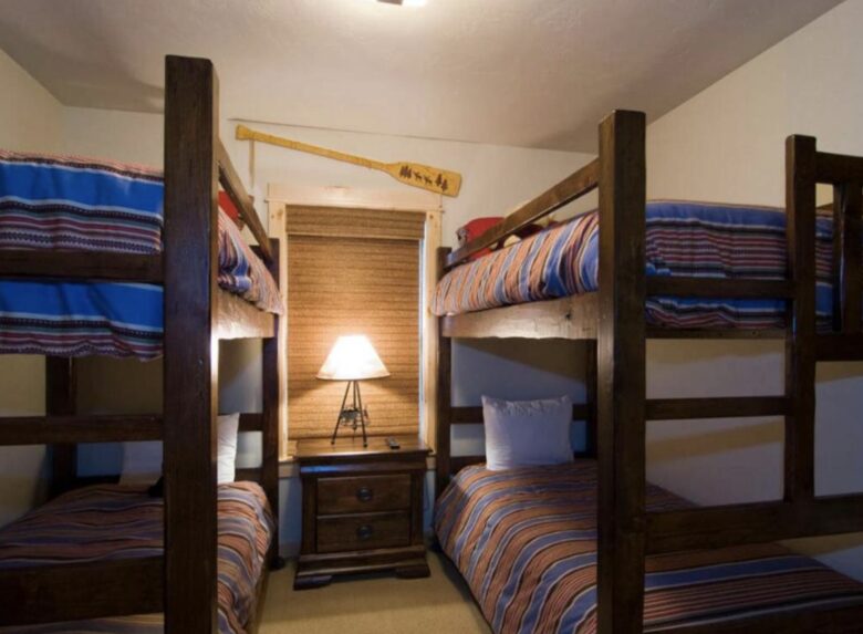 Bunk Bedroom