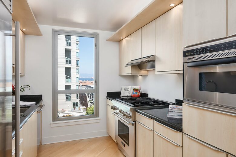 San Francisco Waterfront Residence With Bay Views! - San Francisco, California