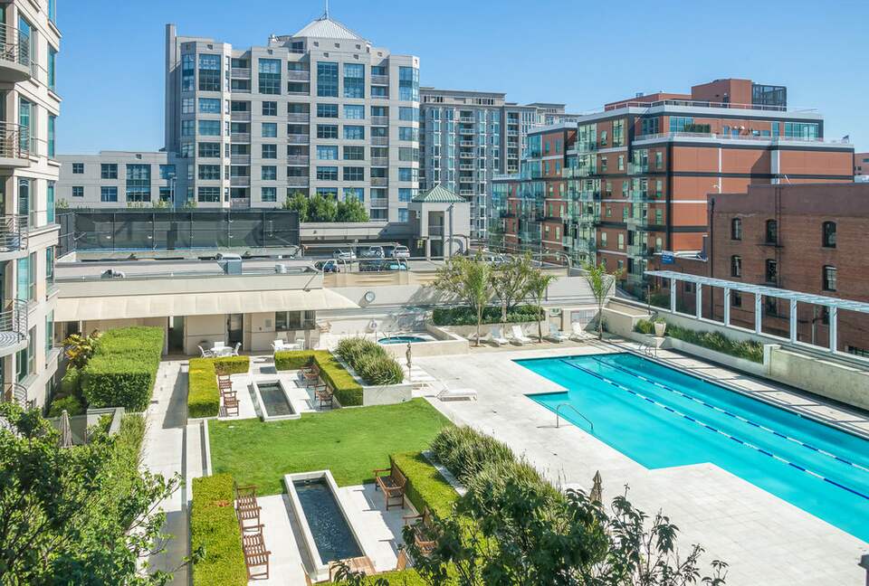 San Francisco Waterfront Residence With Bay Views! - San Francisco, California